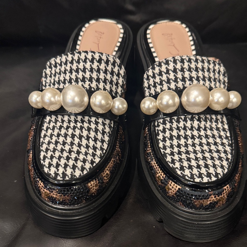 Betsey Johnson Black & White Houndstooth Pearl-Accent Slip-On Mules